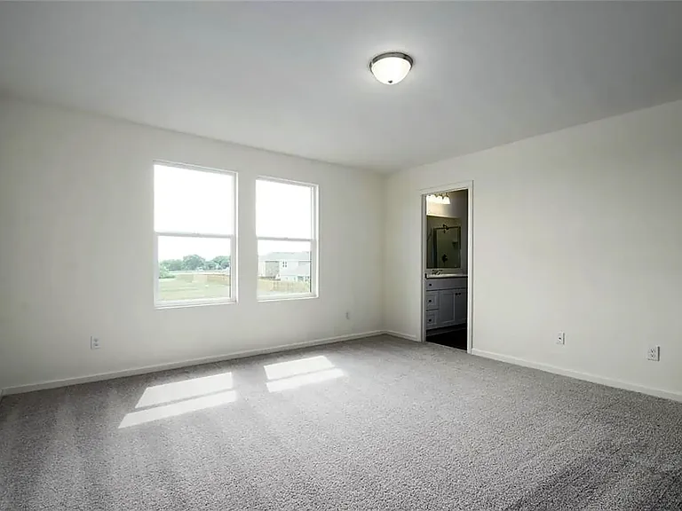 625 Delaware Ave — Photo 14
