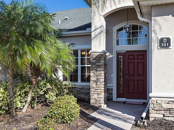 3rd image of 301 Brandy Creek Cir SE