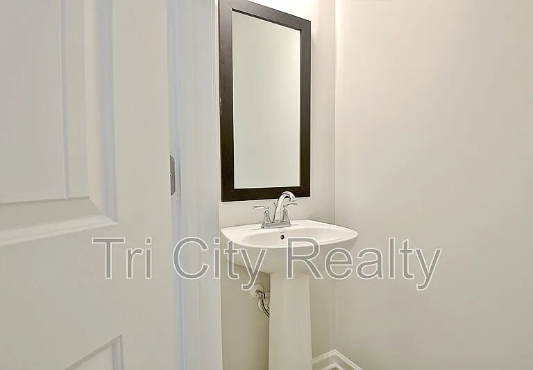 250 Cobalt Dr — Photo 15