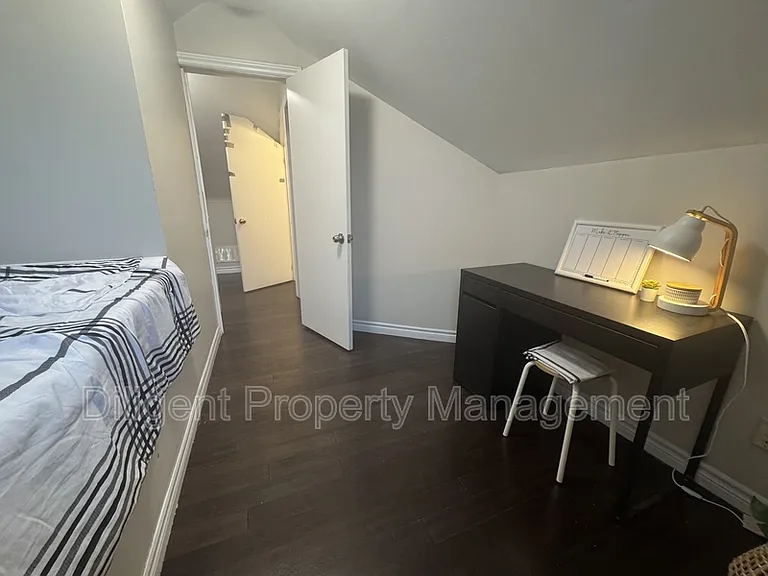 164 Stewart St #UPPER — Photo 15
