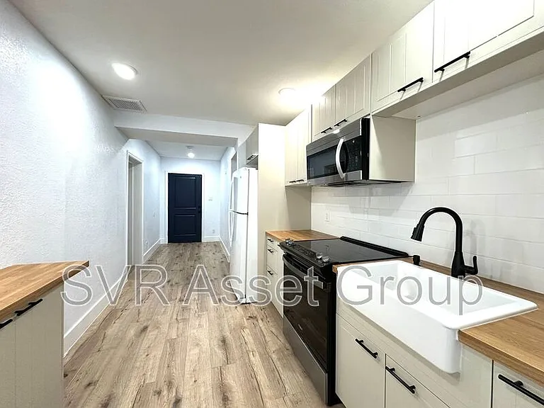 8054 Graff Ln — Photo 9