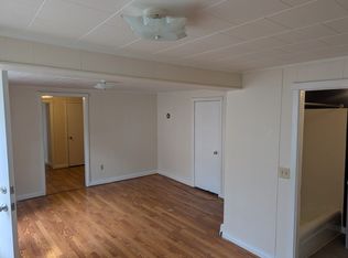 296 Main St #4, Corinth, ME 04427