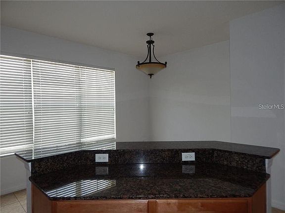 4th image of 2423 Middleton Grove Dr