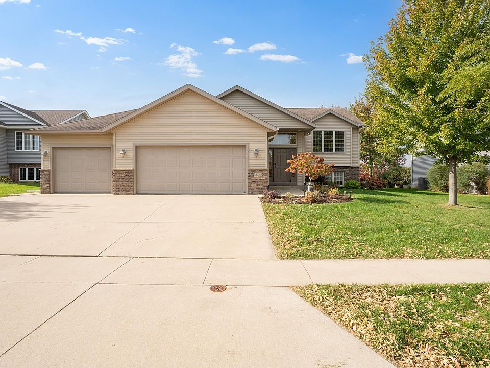 1st image of 4600 Tundra Ln NW