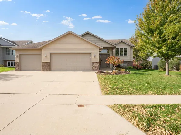 4600 Tundra Ln NW, Rochester, MN 55901