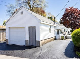 9 Harrison Ter, Rochester, NY 14617