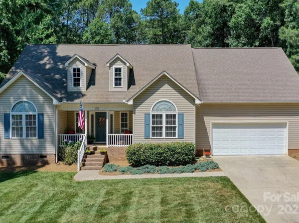125 Ardmore Pl, Mooresville, NC 28117