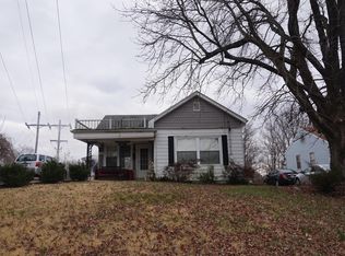 624 S Main St, Anna, IL 62906