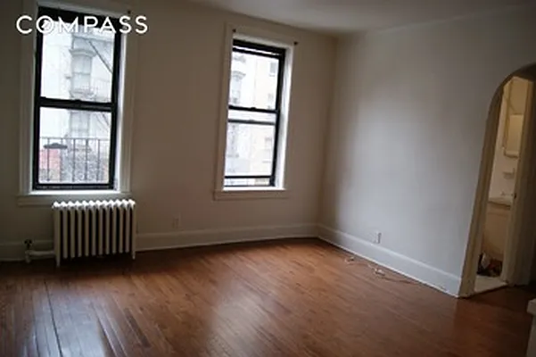 Rented by Compass | media 7