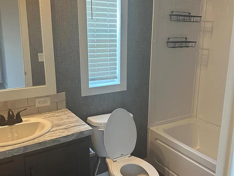 21509 W Hammond Dr — Photo 6