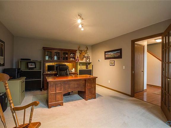 4th image of 1357 Austin Ct