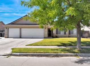 1435 Summerwind Dr, Lemoore, CA 93245