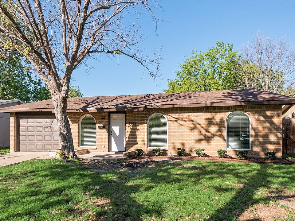 1st image of 3922 Cambridge Dr