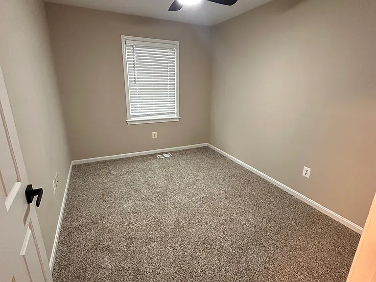 119 E Main St #1 — Photo 11