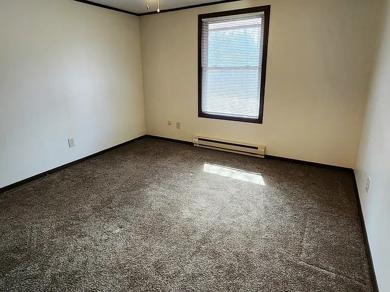 907 Wadsworth Rd #F — Photo 7