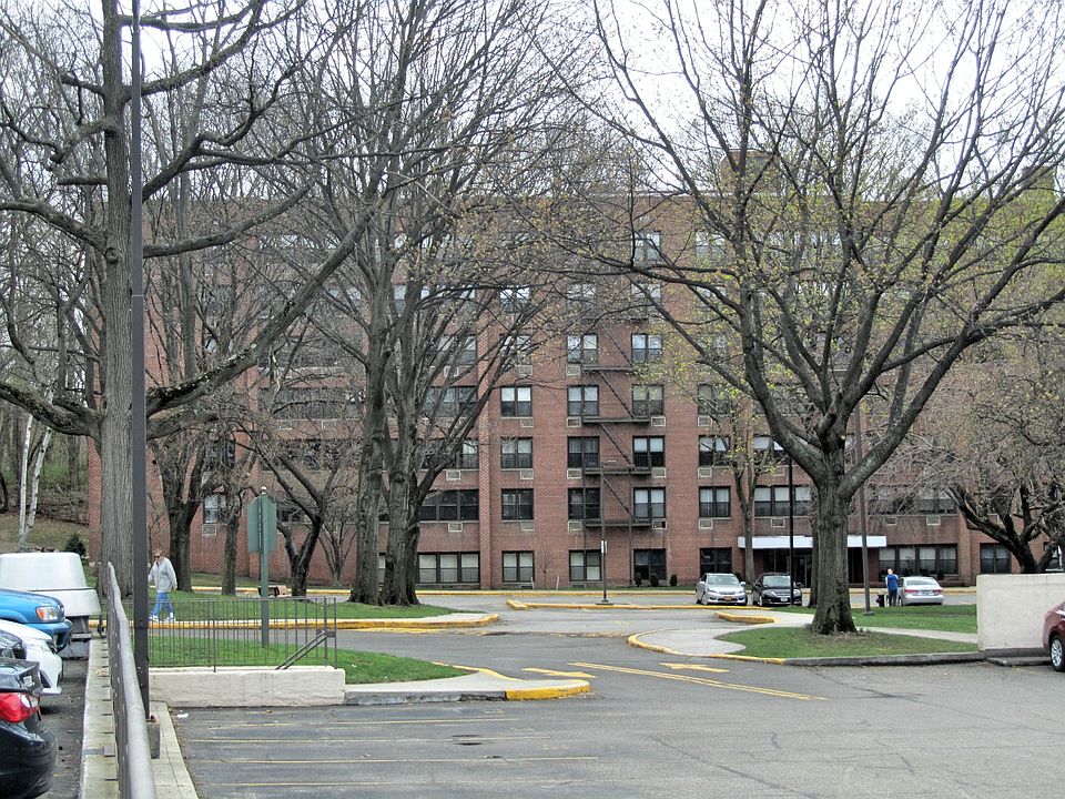 1st image of 75-36 Bell Blvd #4G