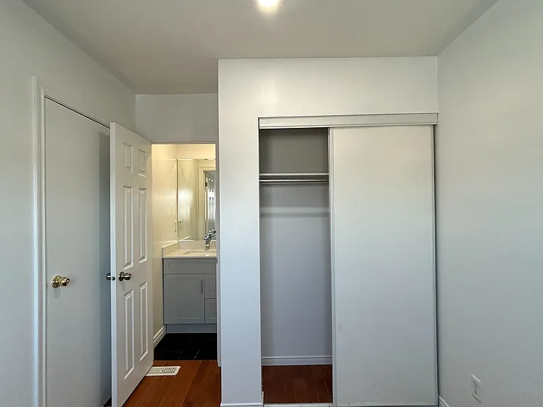 306 Cook Rd — Photo 7
