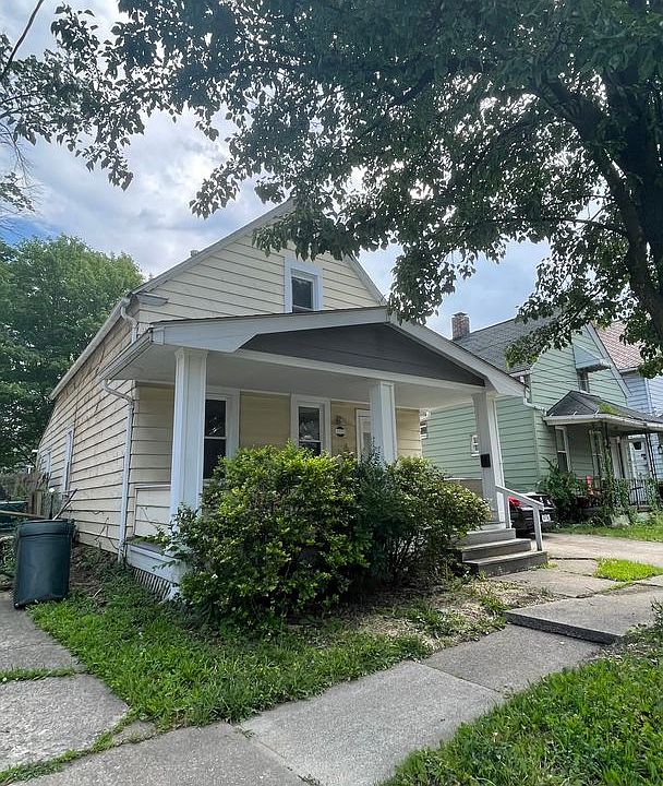 1st image of 3009 Roanoke Ave