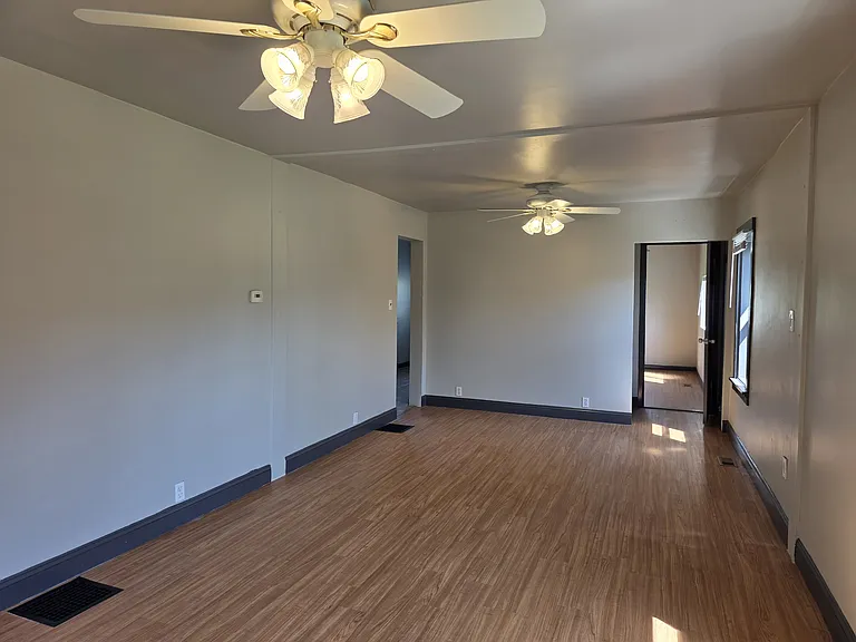 9413 Edmund Dr — Photo 4