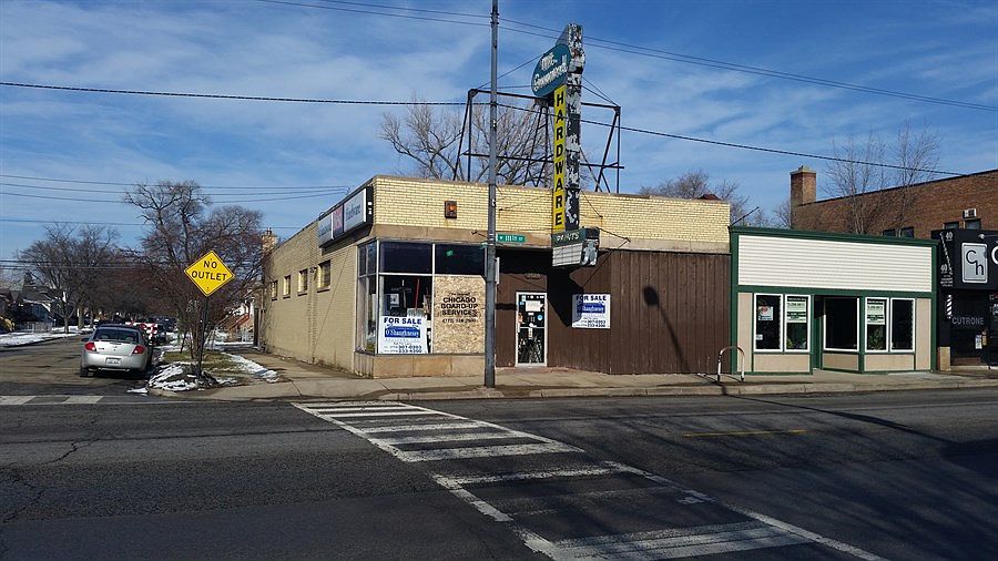 2nd image of 3124 W 111th St