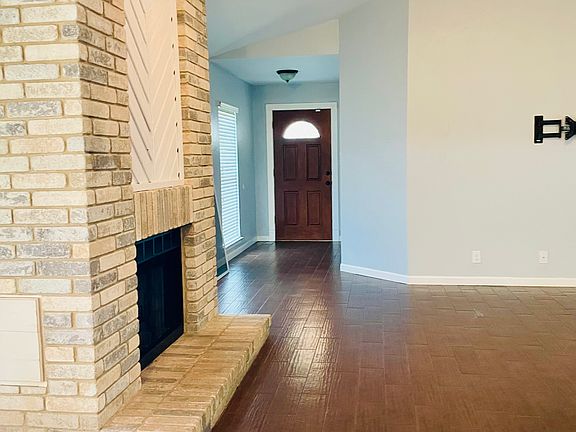 5th image of 11247 Woodridge Blf