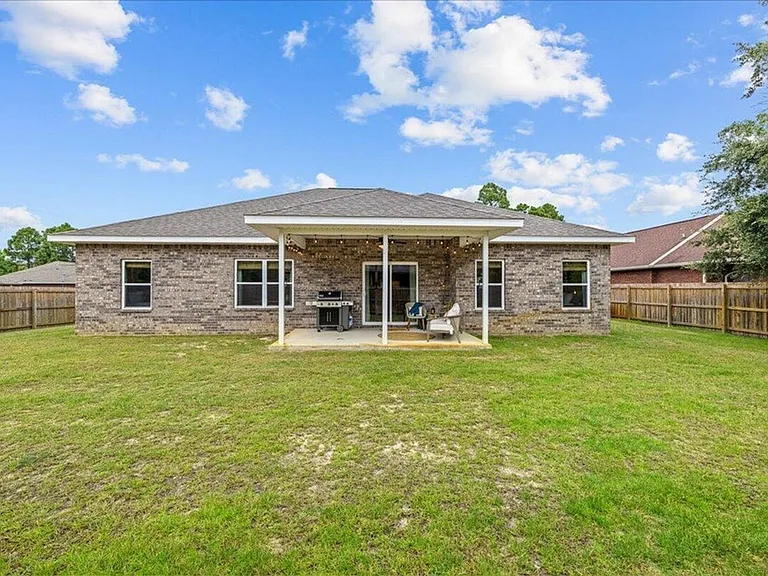 5333 Longhorn Trl — Photo 24