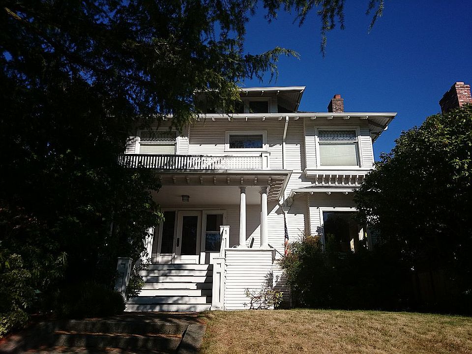 2nd image of 3878 43rd Ave NE