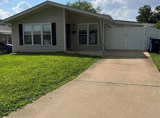 8109 Waddell Ave, Saint Louis, MO 63125