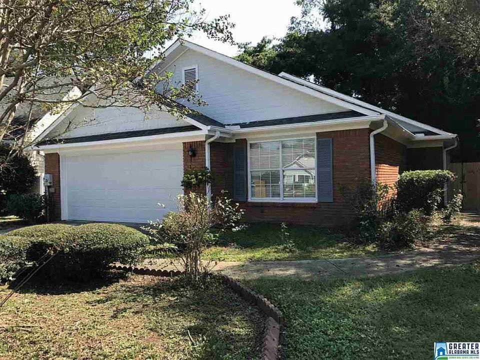 2nd image of 1733 Lake Park Cir