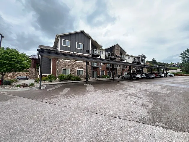 3950 Fairway Hills Dr #105 — Photo 3