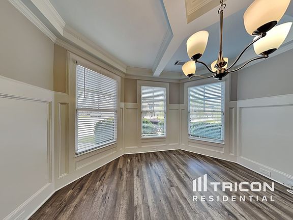 3rd image of 4609 Sierra Creek Dr