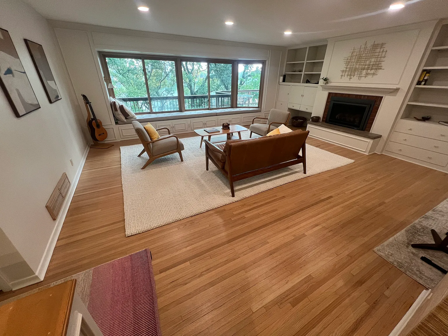 3 bed, 1.5 bath, 1400 sqft, $3,995 — Photo 4