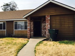 633 E Sweet Ave, Visalia, CA 93292