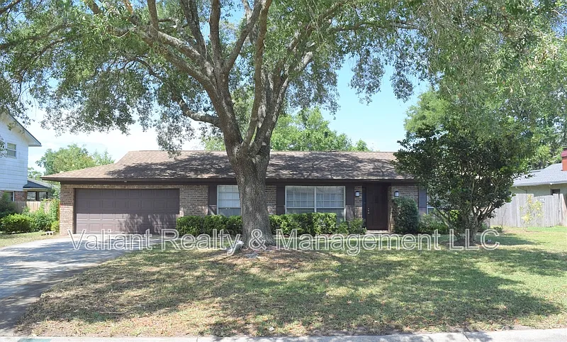 166 Vanderford Rd W