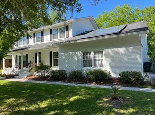 4 Forest Creek Ct, Charleston, SC 29414