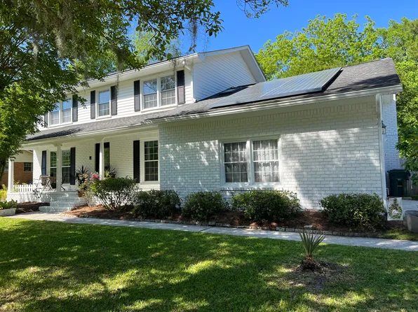 4 Forest Creek Ct, Charleston, SC 29414