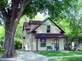 427 SW Roosevelt St, Topeka, KS 66606