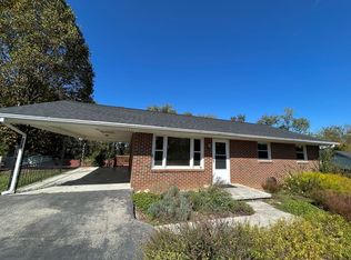 650 Betty Dr, Christiansburg, VA 24073