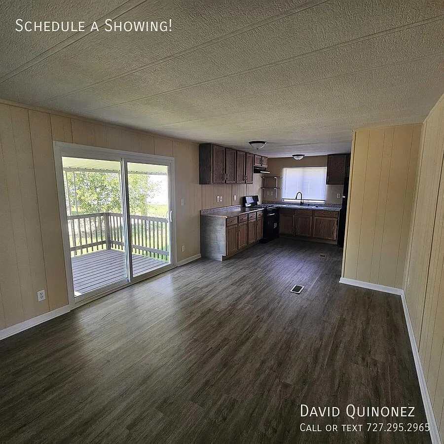 Sales Price $23,999 or Rent Credit Program $1,099/mo — Photo 2