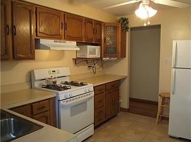 3rd image of 147 Sunny Dr