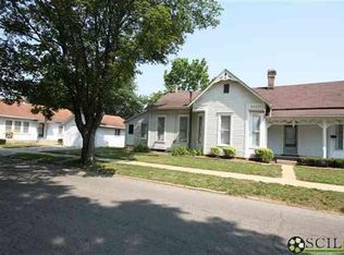 824 9th St, Columbus, IN 47201