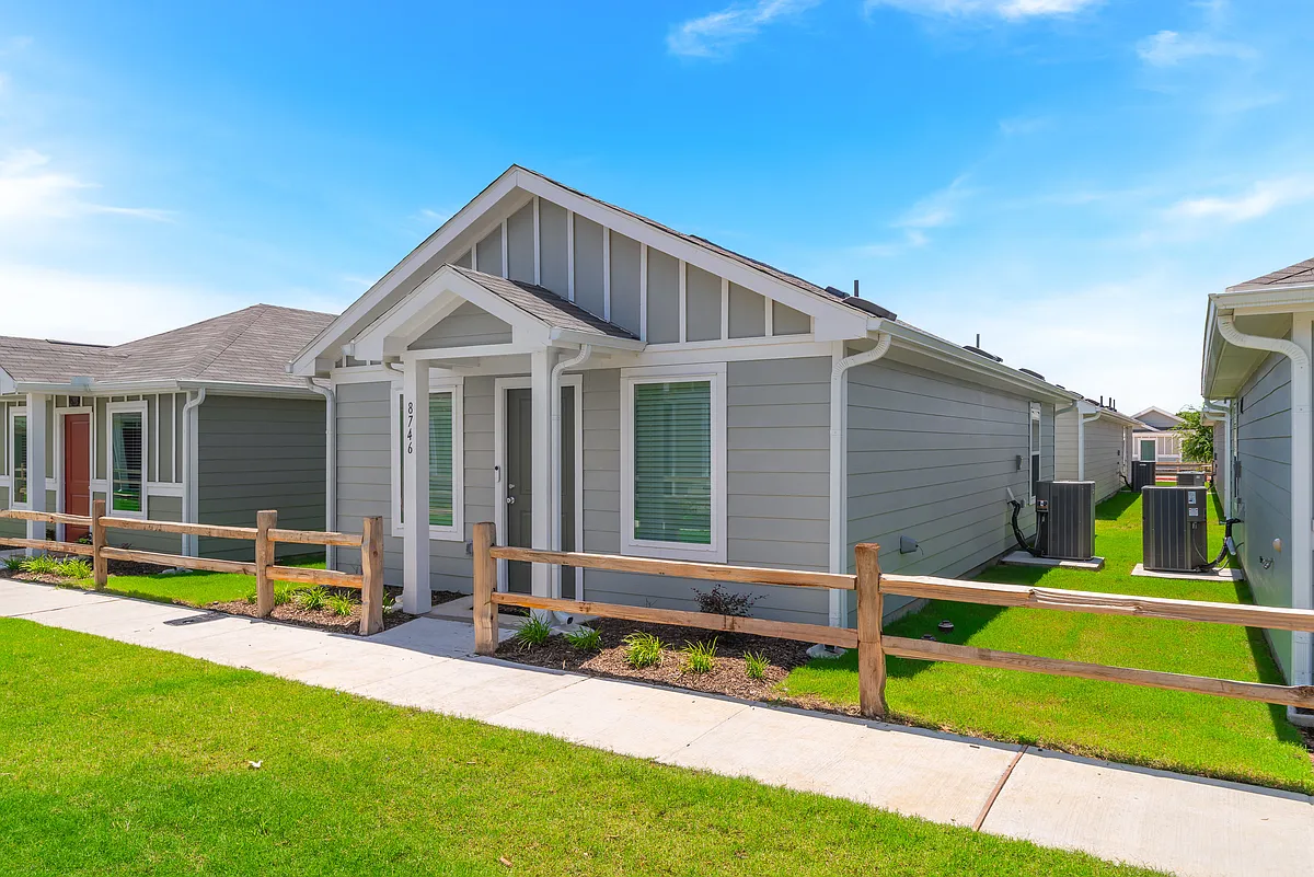 Building Photo - 8746 Texas Risinger Dr