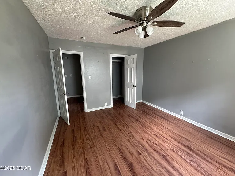 2832 Markwardt St — Photo 5