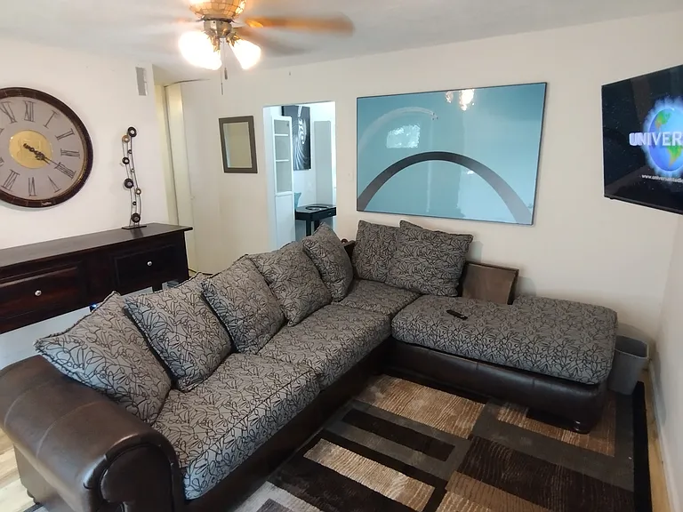 11837 Foxwood Dr — Photo 12