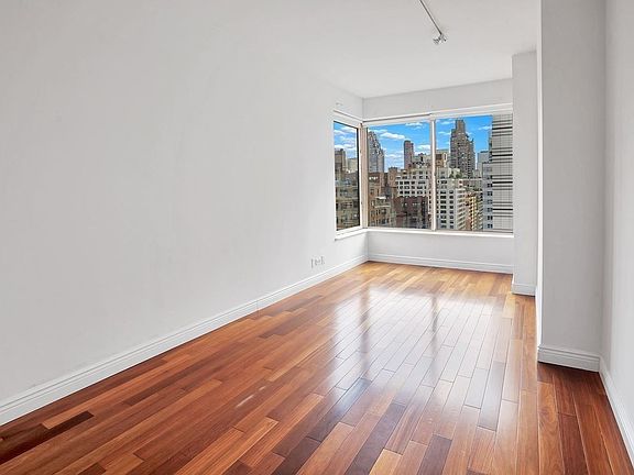 5th image of 200 E 69th St APT 11B