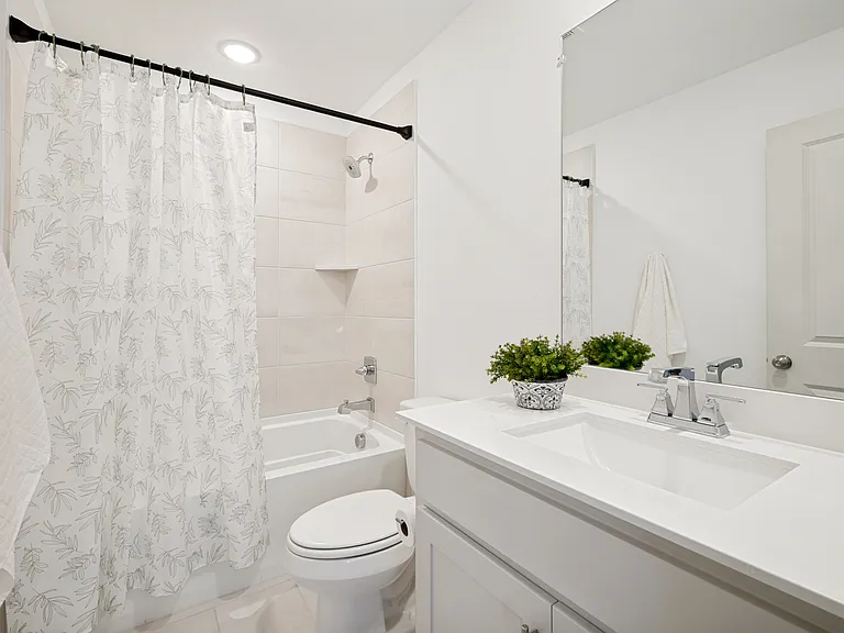 1240 Crescent Ln — Photo 21