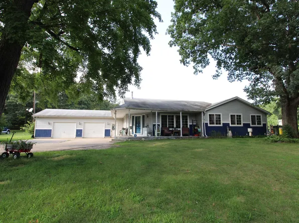 3140 E 400 S, Knox, IN 46534