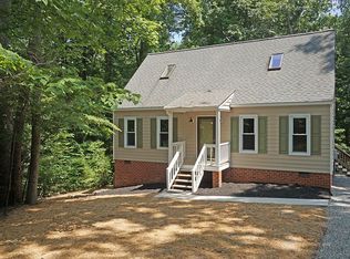 7106 Velvet Antler Dr, Midlothian, VA 23112