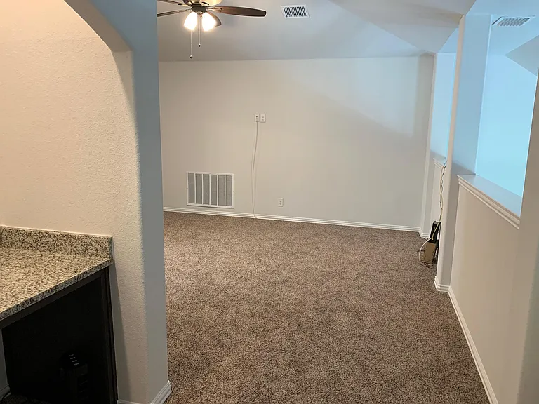 8809 Conroe Dr — Photo 8