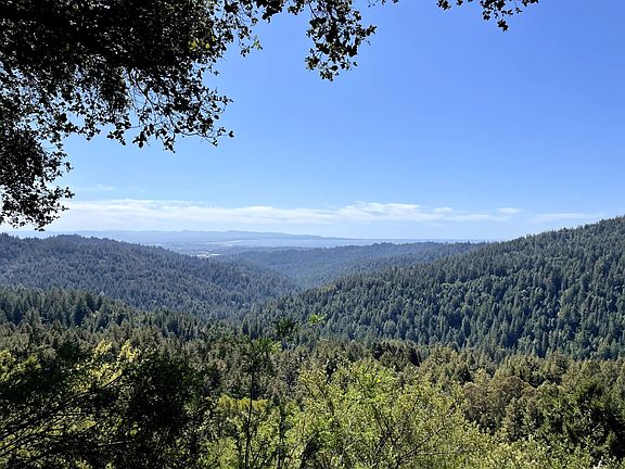 3rd image of 2033 Eureka Canyon Rd